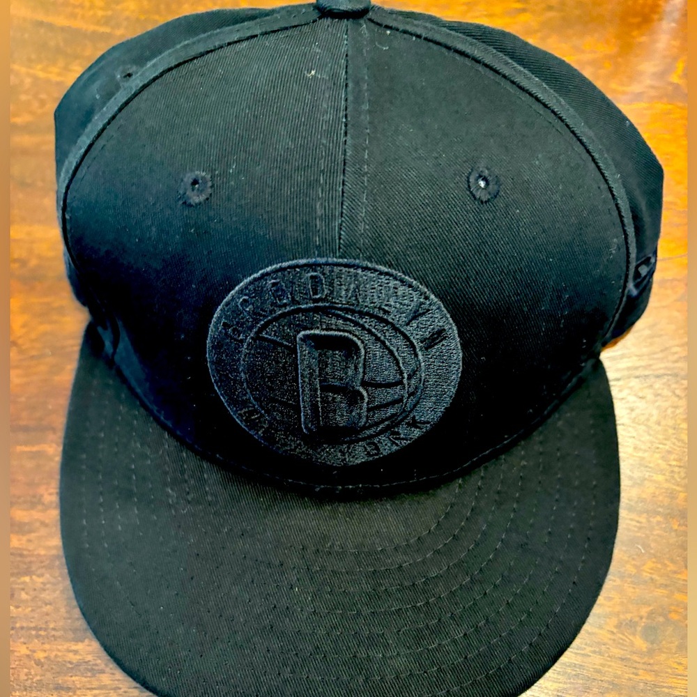 Men's Brooklyn Nets New Era Black 9FIFTY Snapback Hat